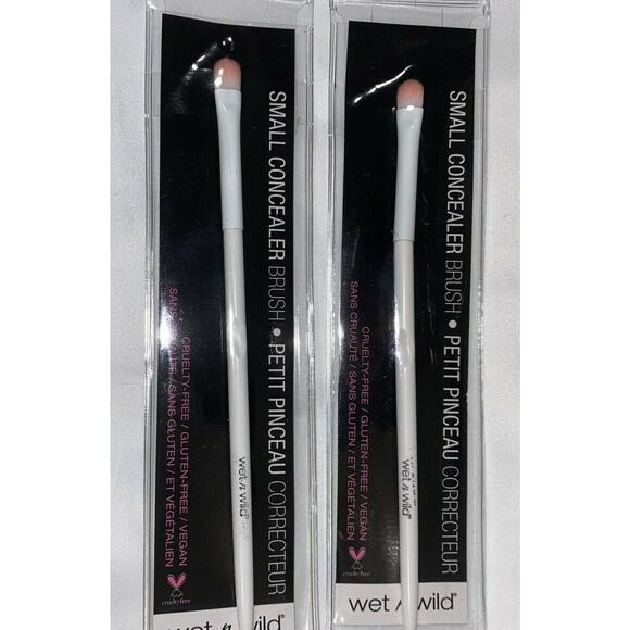 Wet N Wild Small Concealer Brush Cruelty Free Vegan Set of 2 - Picture 1 of 5